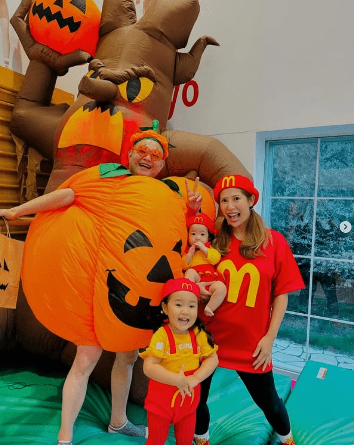 家族イベントは欠かさない内山ファミリー。ハロウィーンの様子(本人Instagram
より)