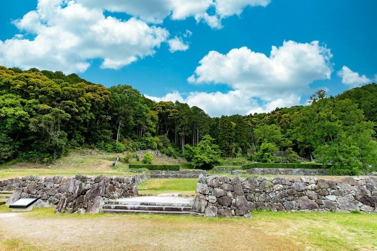 安土城跡（Photo ACより）