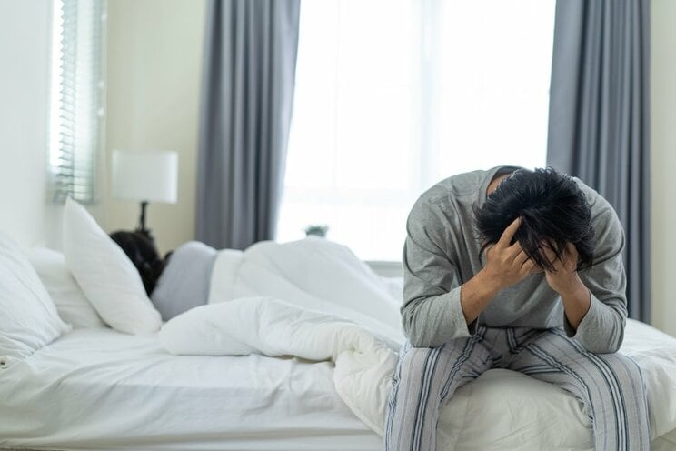 DV被害に悩む男性が増加（画像、Shutterstock）