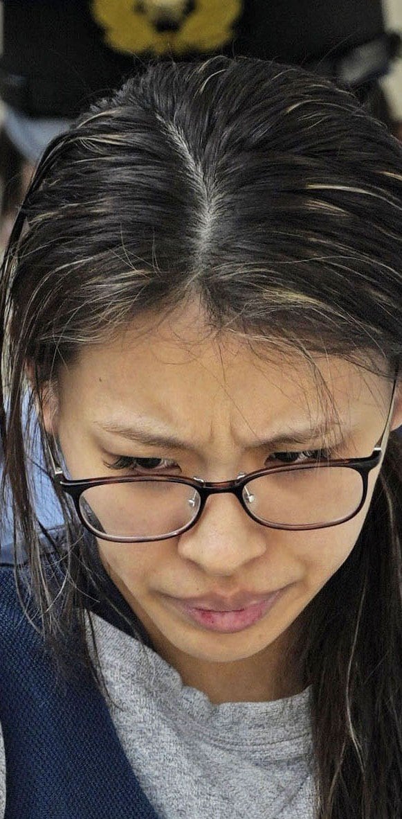 《栃木・強盗殺人》中指を突き立てる“別人フェイク画像”が拡散も「男子にテメエ、女子を陰湿にイジる…」“少年強殺団”に襲撃させたタトゥー夫の妻はバレエをたしなむ吹奏楽部のツヨメ女子_22