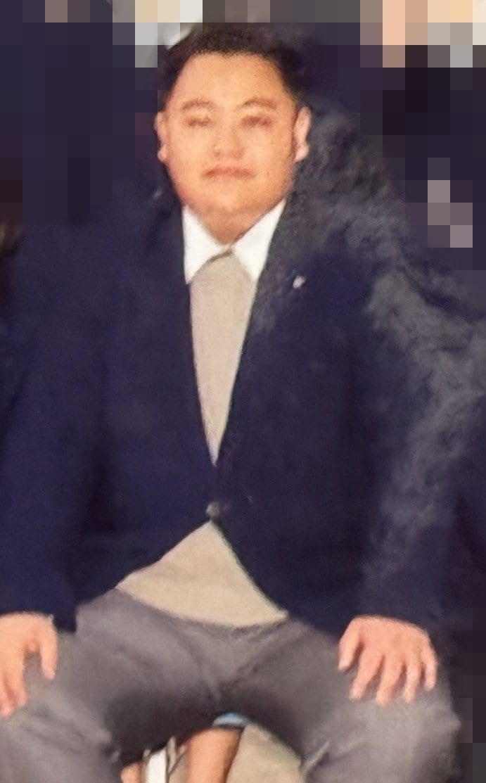 高校時代の安達慎哉容疑者（知人提供）