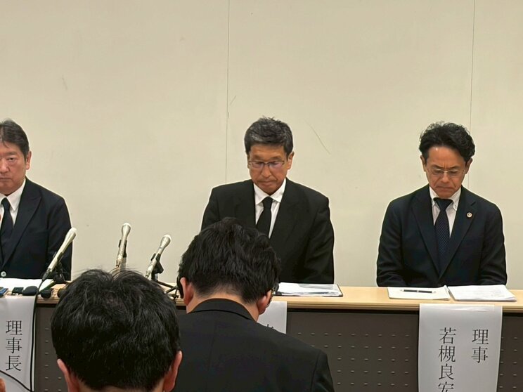 ≪磐越道バス暴走事故≫「安くしろと言われた」VS「そんな話はない」…違法やコンプラ無視の疑いが続々発覚したバス会社と高校の呆れた会見「悲惨な事故、知らないじゃ済まない」_17