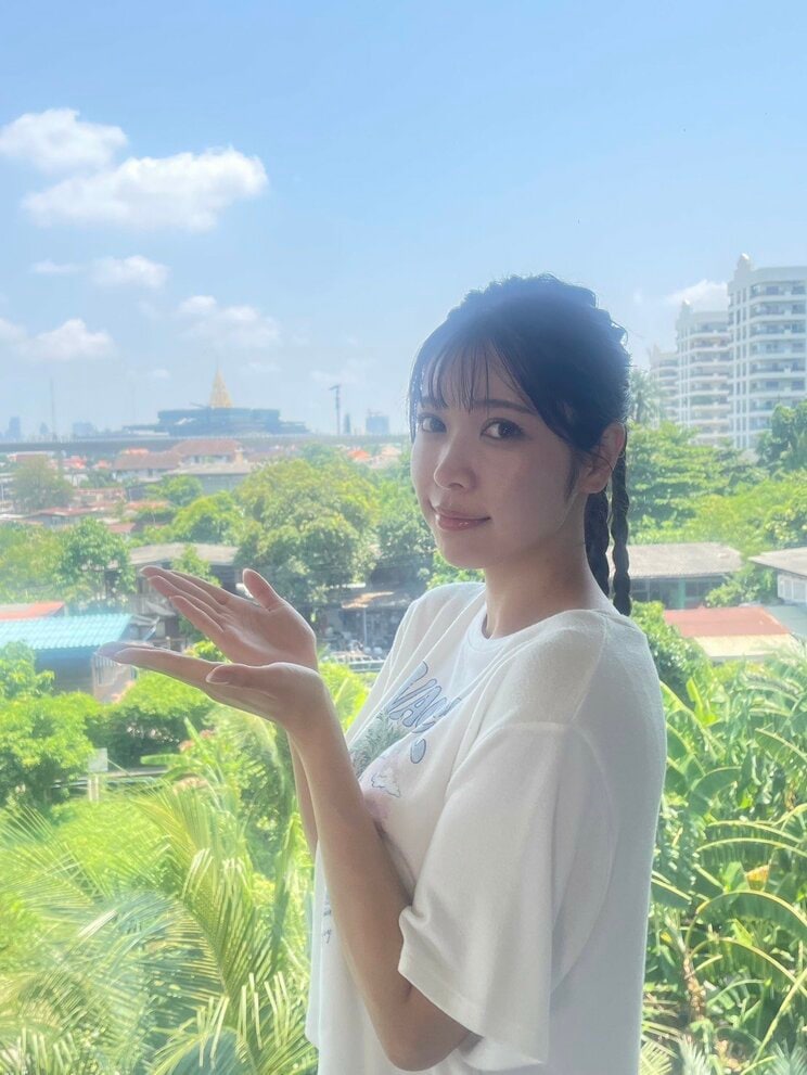 タイでの撮影中のオフショット　写真／本人提供