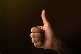 他者からの承認を求めることは人生にとって薬にも毒にもなる…脳科学者が「マウンティングばかりのグループからは抜けなさい」と勧める理由