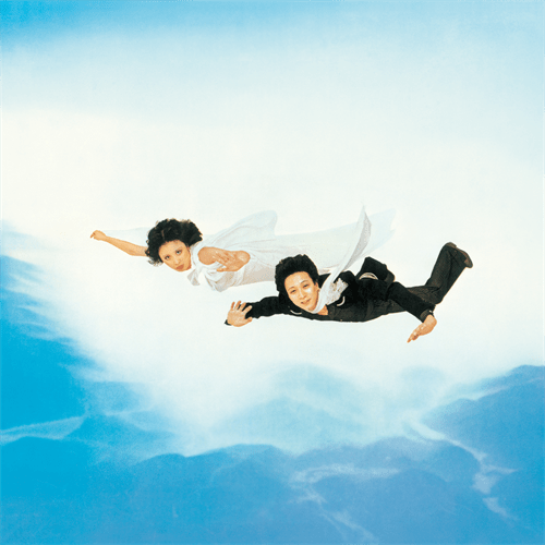 1974年11月5日に東芝EMI／DOUGHNUT RECORDSから発売した2枚目のオリジナル・アルバム『黒船』。ピンク・フロイドやビートルズを手がけたクリス・トーマスをプロデューサーに迎えて制作された。2006年のキリンラガーのCMに使われた「タイムマシンにおねがい」を収録。ジャケットは2023年にユニバーサルミュージックから発売されたリマスター版