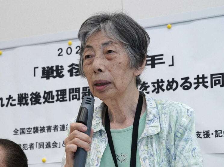 8月4日、参議院議員会館での会見で空襲被害者救済法の制定を訴える河合節子さん（撮影／集英社オンライン）