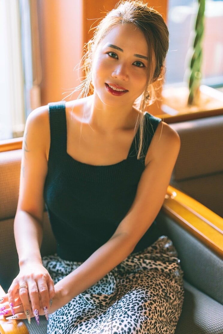 「繁華街で女性の体をもって生きることについて、生涯をかけて考えていくことになるのだろう」―鈴木涼美『ギフテッド』に寄せて_4