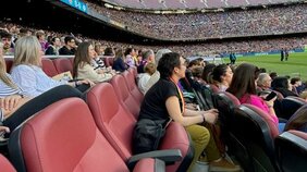 9万人超の観客を集めるバルサ女子戦のチケットは“接待ツール”に! VIPラウンジ、男女平等、ファンサービス…急成長する欧州女子サッカー「強さの理由」