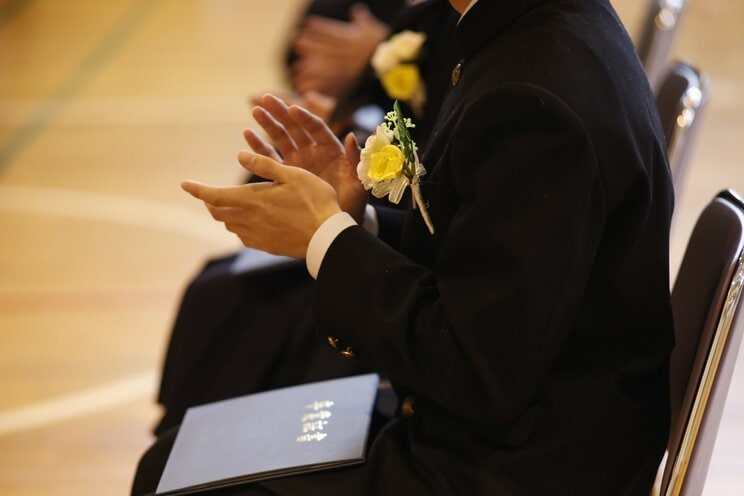 ≪卑劣≫「仰げば尊しのウラで…」栃木県の高校の卒業式で窃盗事件、被害生徒50人超「教室に戻ると財布から現金が抜かれていた」「調書作成で写真も撮れず」_7