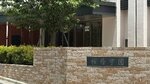 〈桜蔭VSタワマン騒動〉「マニアがくる…教室をのぞかれる」OGたちが危惧する今後“無防備すぎる女子校ライフ”と“中受戦争”…近隣は過去の因縁から「自業自得」の声も