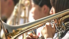 娘の吹奏楽のために中学受験を決意! 伴走する妻と受験への出費をいちいち渋る夫… 【おおたとしまさ『中受離婚』試し読み】