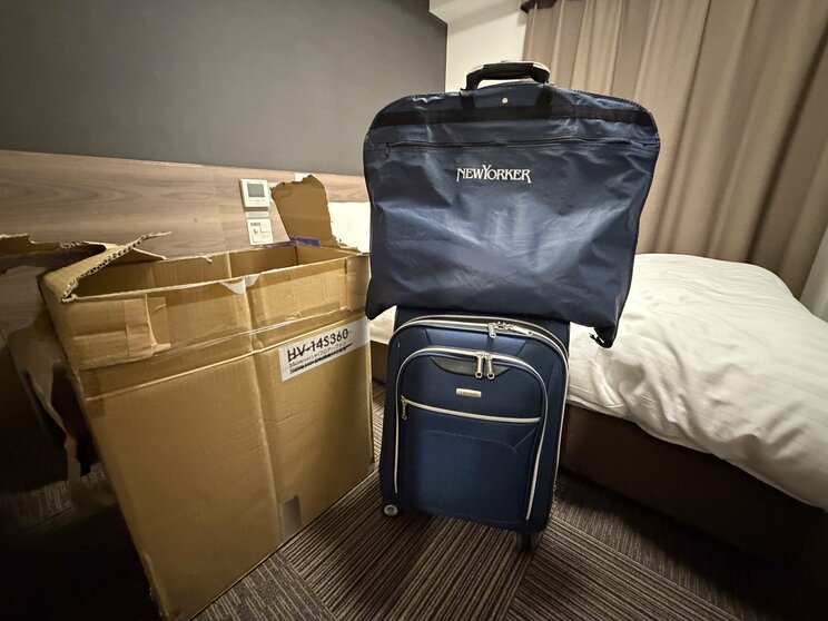 後日男性のもとに無事に届けられた荷物（写真提供／大熊杜夫/𝑫𝑨𝑽𝑰𝑫𝑶𝑭𝑭━辺境レポーター）