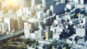 1億超が当たり前、高騰し続ける「首都圏駅チカ物件」がぼちぼち一等地ではなくなるのは本当か? ロボタクシー、スペースXは普及するのか