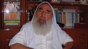 「イスラム教では自殺を禁止しているのになぜ自爆攻撃をするのか?」「なぜイスラエルの民間人を殺すのか?」2001年当時のハマスの精神的指導者アフマド・ヤシーンが語った答えは?