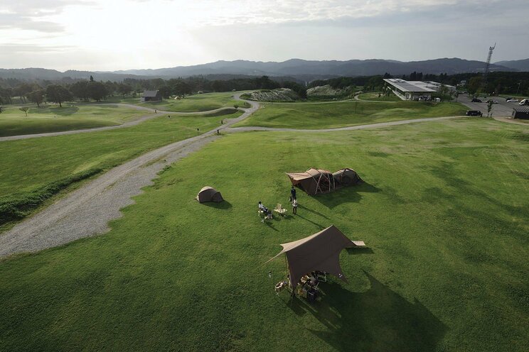 手ぶらでキャンプ、スノーピークの人気アイテムをまるっとお試し。「SHIRAKAWA KOGEN Campfield」は“野遊び”の魅力が詰まった快適＆極上のキャンプフィールドだった！_04