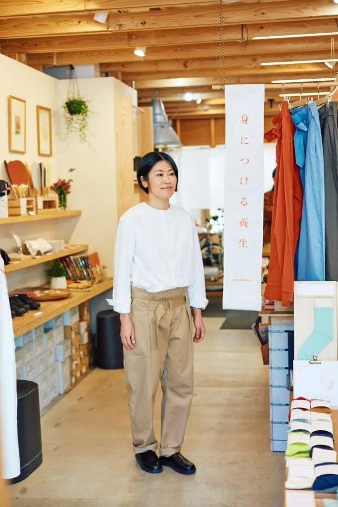 【私のウェルネスを探して】「RELIEFWEAR」鳥羽由梨子さんがこだわり抜いて作ったボトムスと靴下の“心地よさ”の秘密_i