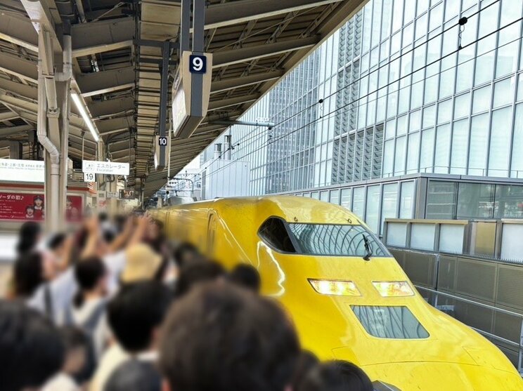 東京駅にて（写真／読者提供）