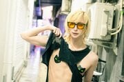 「乳首切除」で話題のギタリストMiA。手術の理由は尊敬するGACKTからの教え「一番大事なものを捨てないと一流になれない」「GACKTさんは白米を、俺は乳首を捨てた」