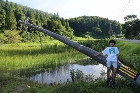 写真家・梅佳代「この場所に生まれていなかったら写真家にならなかった」震災後の故郷・能登を撮る