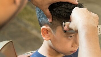 「角刈りナメるな！」炎上投稿に理容師が反論…知られざる“マジの角刈り”の難易度とは