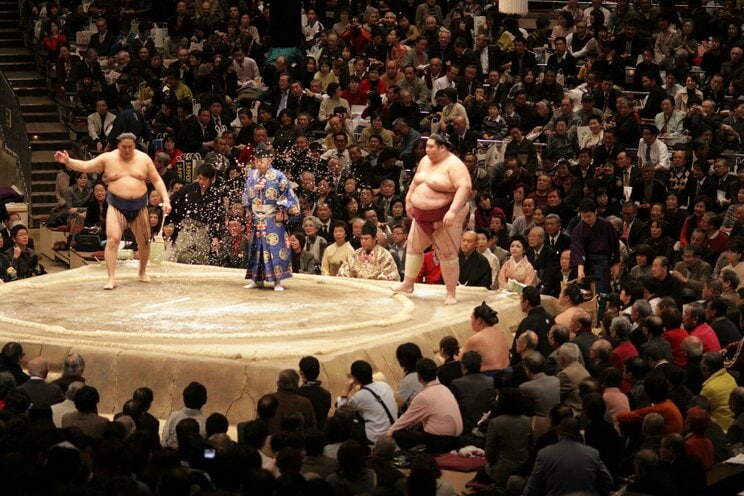 国技といわれ日本の伝統文化である相撲（写真／Shutterstock）
