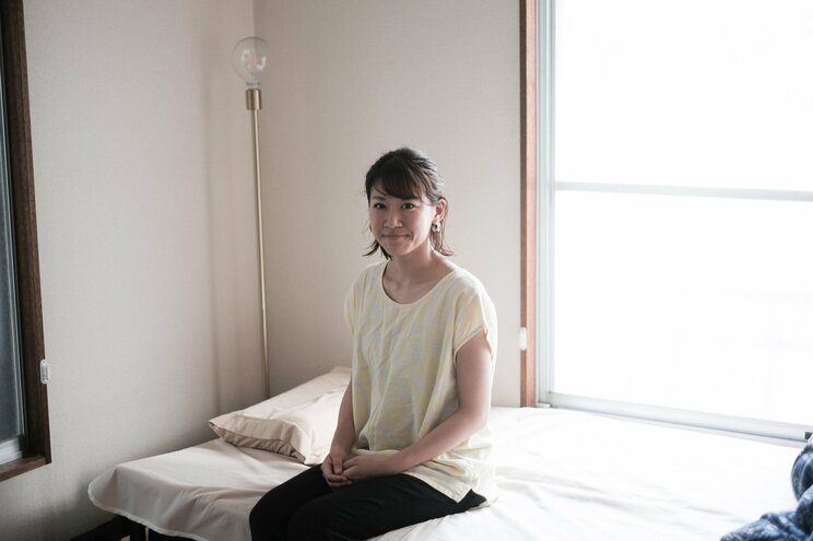 取材に応じる藤田さん