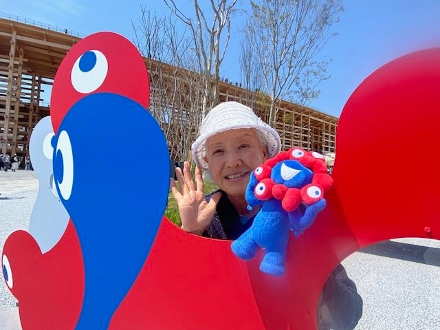 「万博おばあちゃん」として親しまれる山田さん