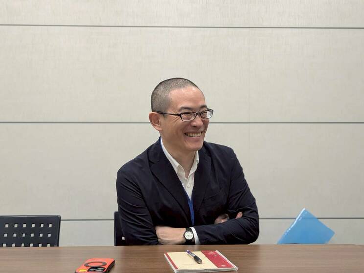 取材の後半では戦記さんの素朴な一面が見えてきた