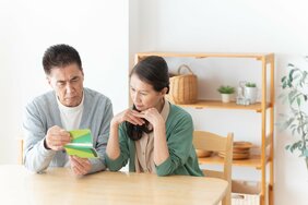 事実婚、同性婚で残された側はどうすれば? まだまだ戸籍の力が強い日本。遺言書では不十分?