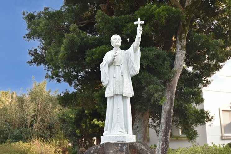 平戸ザビエル記念教会（長崎県平戸市）にあるフランシスコ・ザビエルの像