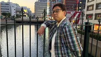 〈「不登校だった自分、ありがとう!」〉宗教2世で失踪、うつ、ひきこもり…“道を外れまくった”48歳男性が最先端AIエンジニアになるまで