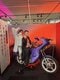 「大ヤンキー展」の展示を楽しむ来場者（撮影／集英社オンライン）