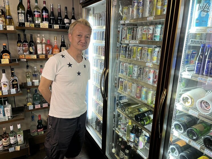 津川屋酒店店主、齋藤健太郎さん（撮影／集英社オンライン）