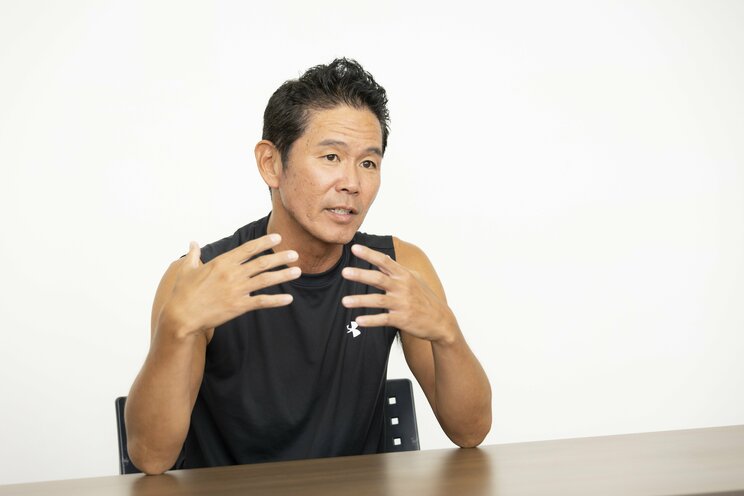 沖縄での戦争について話をする川ちゃん 撮影/矢島泰輔