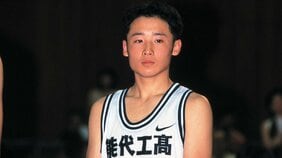 「天才エース」田臥勇太と共にプレーする苦悩。センター・若月「勇太、欲しがってるけど、ガードからパスでねぇな…」