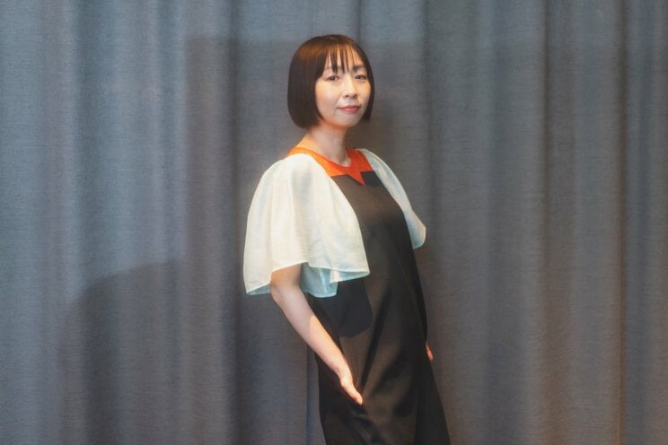 13年ぶりの写真集『ぴこぴこ。』を発売した酒井若菜