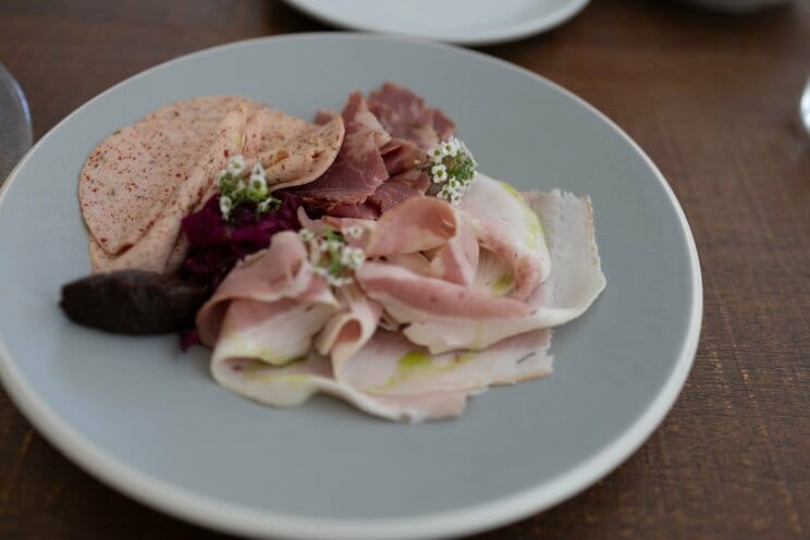 ５月の鎌倉に行くなら…モダニズム建築と滋味深い発酵食材の料理の両方が楽しめる長谷の「モキチ」へ_7