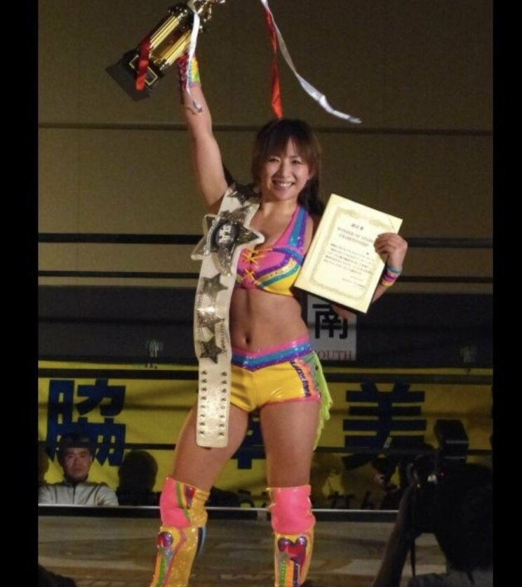 プロレスラーとしても活動していた愛川ゆず季（本人提供）
