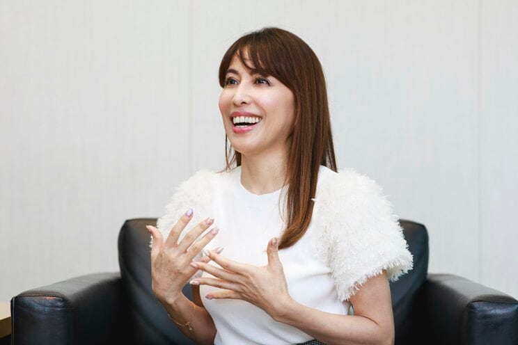 「谷間は大変なんですよ！」と熱く語ってくれた