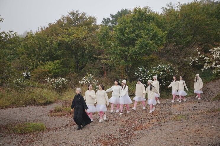 ©2025 BITTERS END/CHIAROSCURO