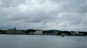 〈売春島と呼ばれた島①〉「ブローカーに売り飛ばされた女性がいた」「真夜中に海に飛び込んで逃げる少女もいた」かつては“ピンク島”“小さな歌舞伎町”といわれた島は今どうなっているのか? 現地に行ってみた