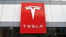 電気自動車トップ・テスラは中国勢との値引き合戦では勝ち目なしか?…バッテリーの開発市場で競争力を失った稀代のメーカーの現在地