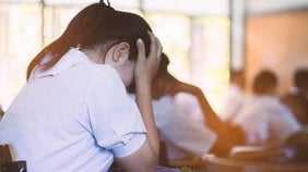 中学受験で追い詰められて、ゲーム、スマホ、過食・拒食…。子どもの「依存行動」を防ぐ親の心がけ