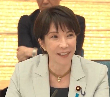 （首相官邸SNSより）