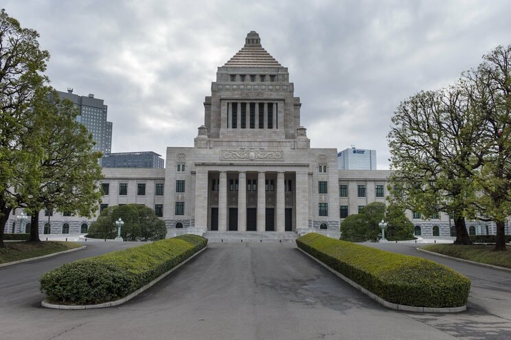 高市バブル終了へ… 名物投資家が警鐘「予兆表れている」株価暴落、円高転換が日本を襲う…物価高、住宅ローン、医療費、教育費、どれも限界_1