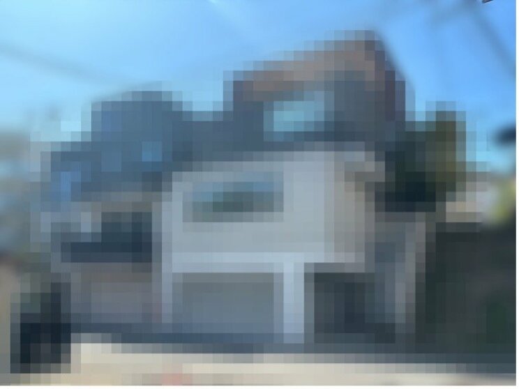 関根容疑者と宝島さん（知人提供）