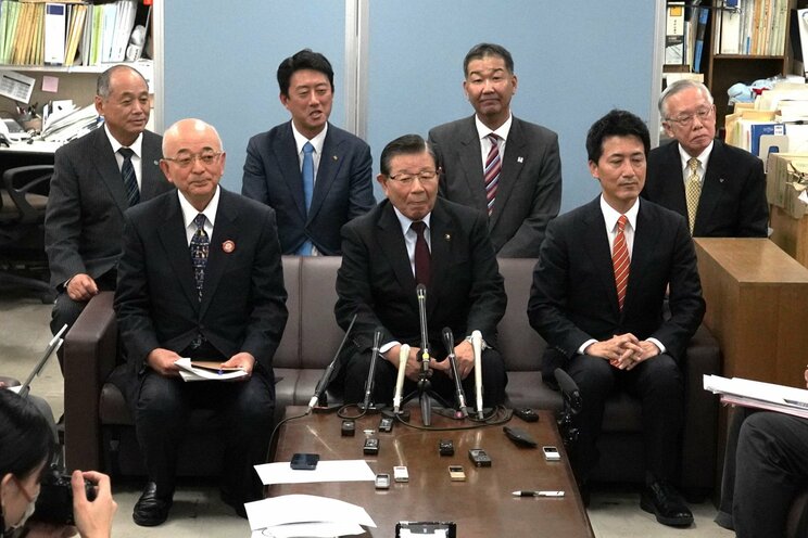 7人の市長がそろった記者会見/集英社オンライン撮影