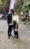 写真に写りたがらなかったという江尻容疑者。この写真でもそっぽを向いている(画像/Cさん提供)