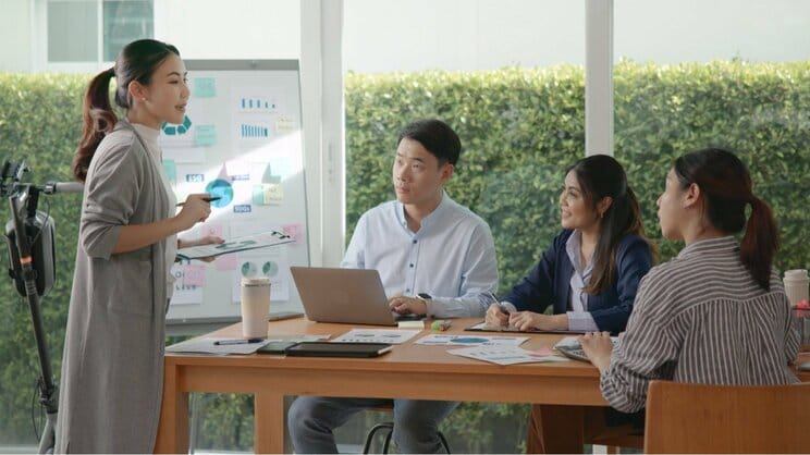 価値あるコミュニティに参画するのは難しい（写真／shutterstock）