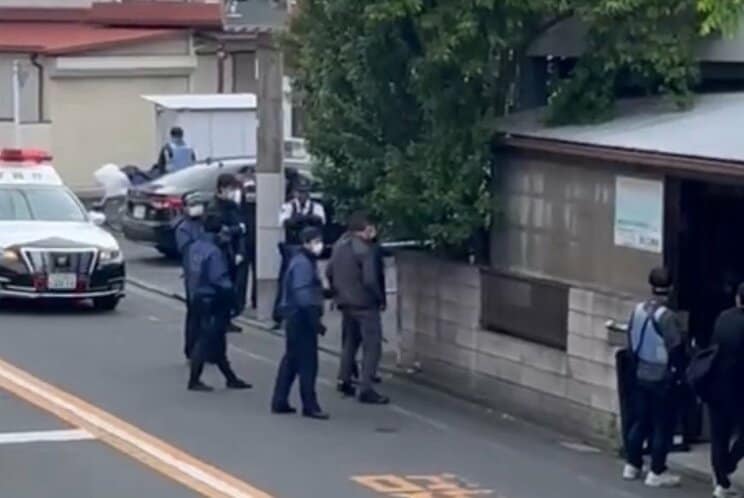 ≪福生・ハンマー男≫「2年半前にはオノで男子高生を追いかけて…」逃走中の指名手配男は過去にも事件を…「最近はおとなしかった」バイク少年グループとのトラブルが発端か_13